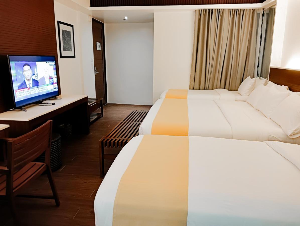Mandarin White Boracay
