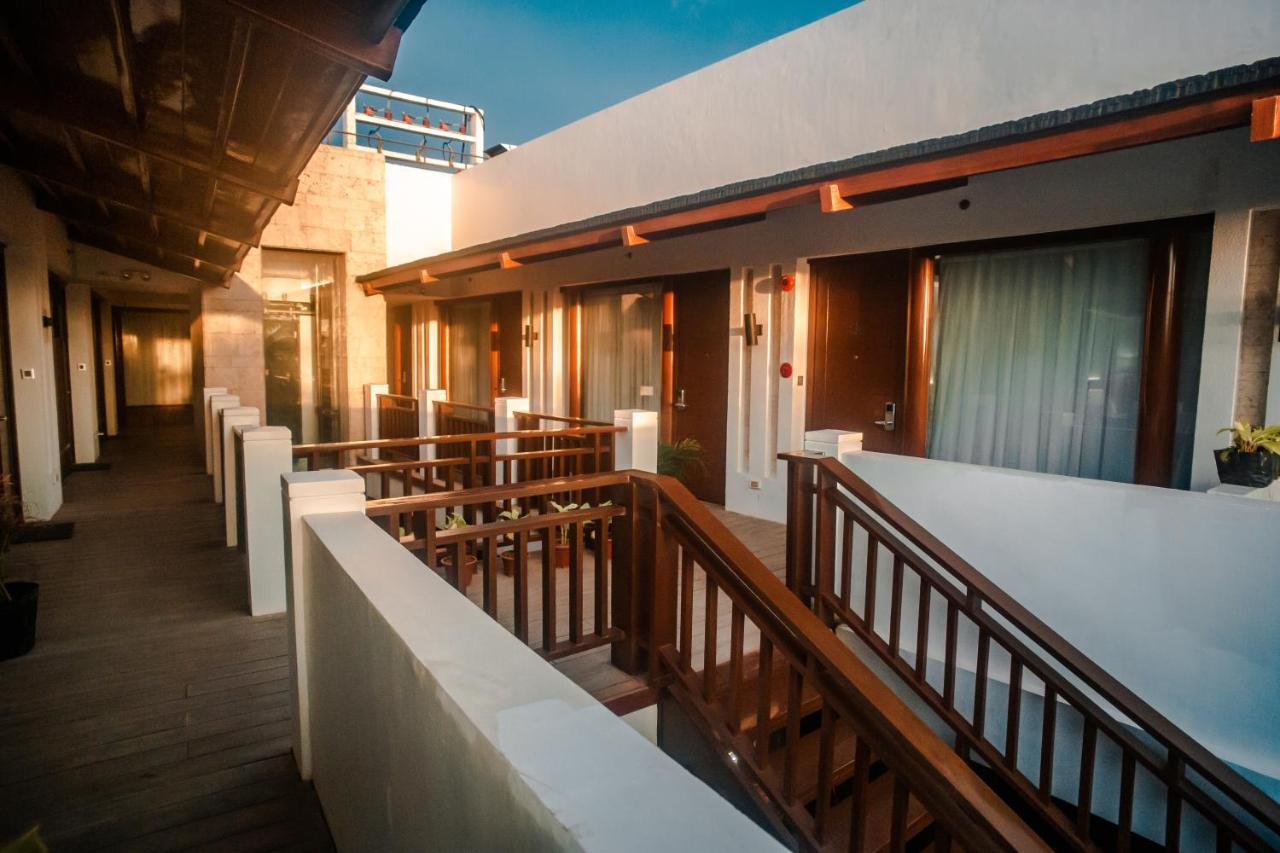 Resort Mandarin White Boracay 4*