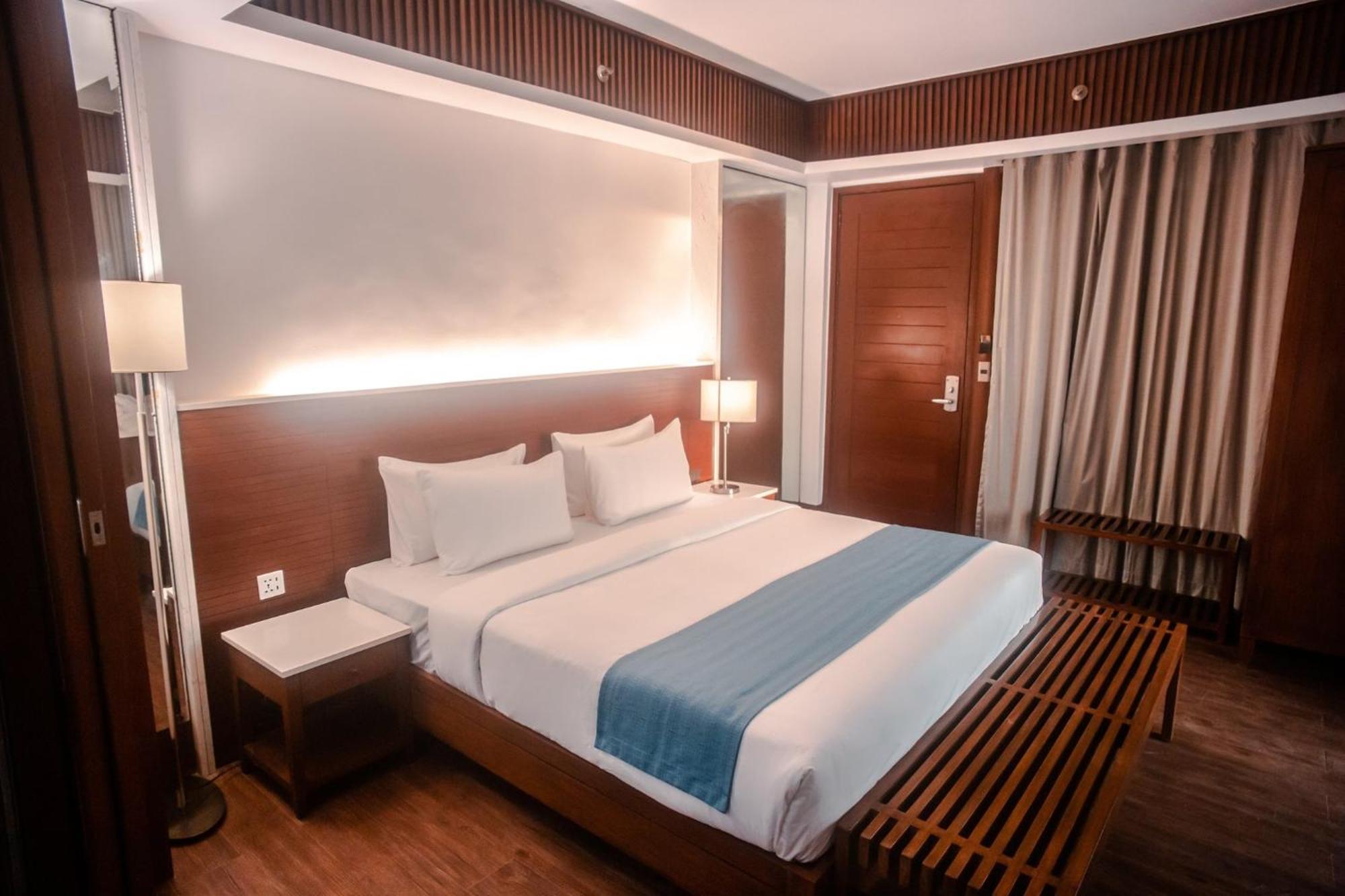Resort Mandarin White Boracay 4*