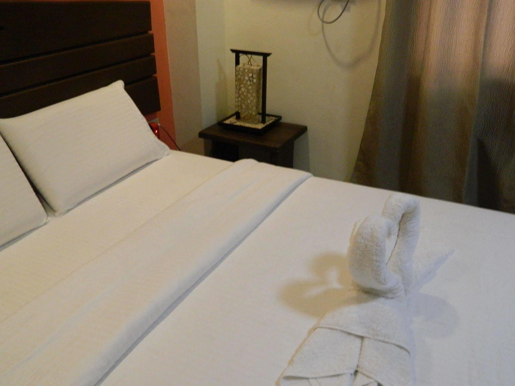Mandarin White Boracay 4* Manoc-Manoc
