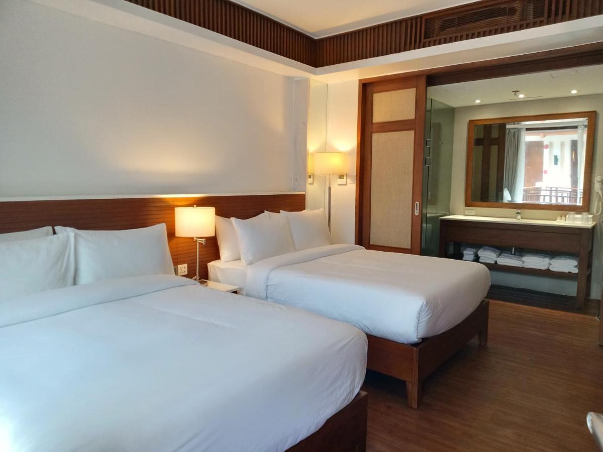 Mandarin White Boracay 4*