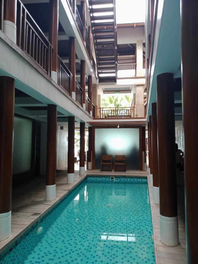 Mandarin White Boracay Resort